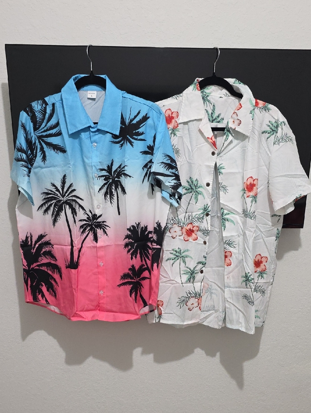 Men's Tropical Gradient Palm Button-Up Shirt - Blue to Pink